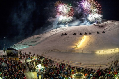 Oud & Nieuw; Feest in de sneeuw