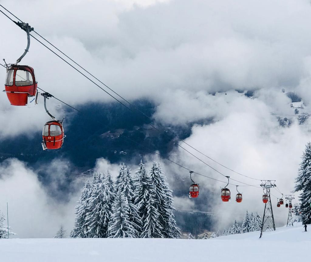 Vermiste vrouw blijkt nacht in skilift te hebben doorgebracht