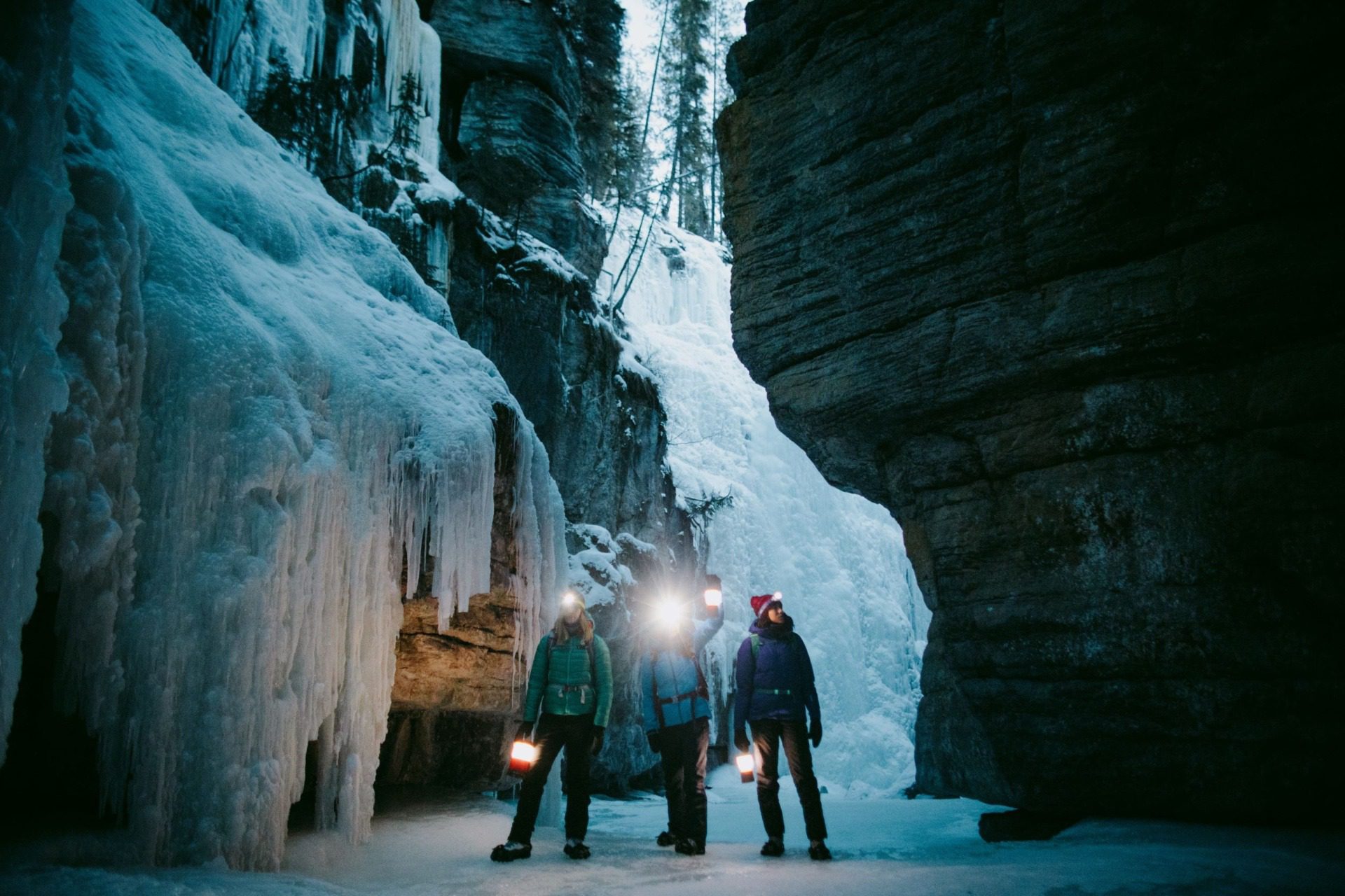 Dit zijn de gaafste outdooractiviteiten tijdens je wintersport in Edmonton en Jasper in Canada