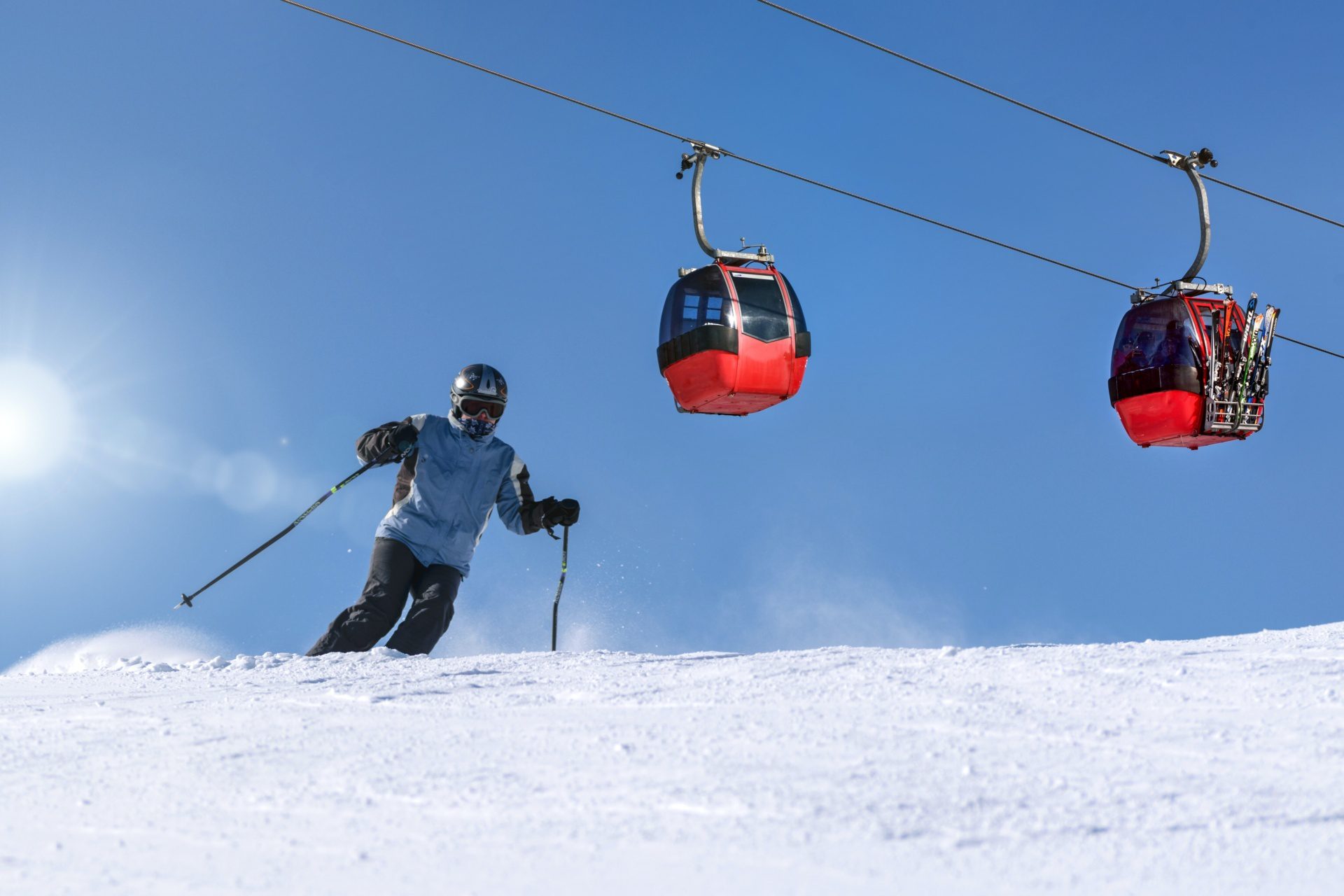160 wintersporters ruim een uur vast in gondel